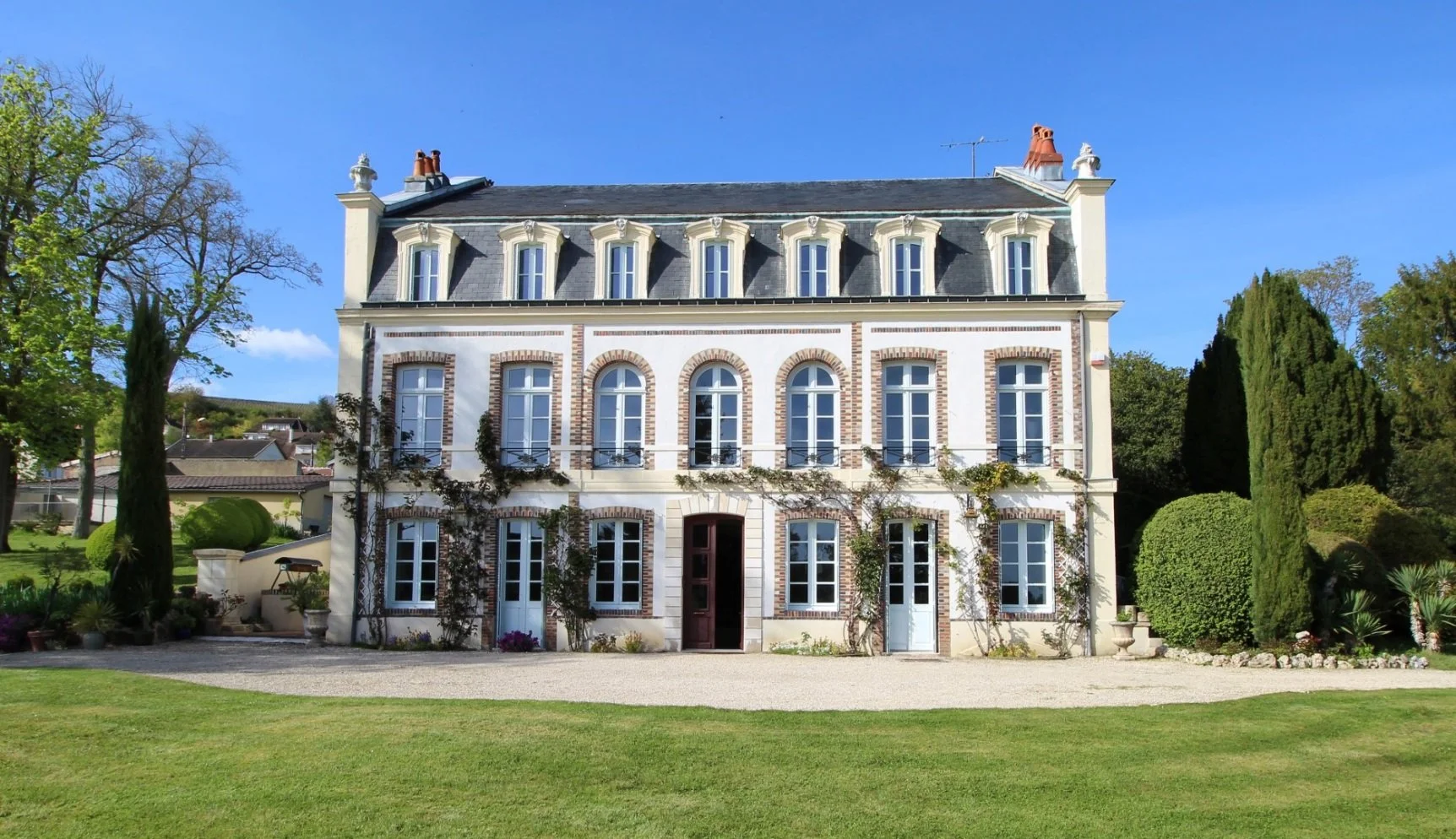 Francis+York+Elegant+Country+